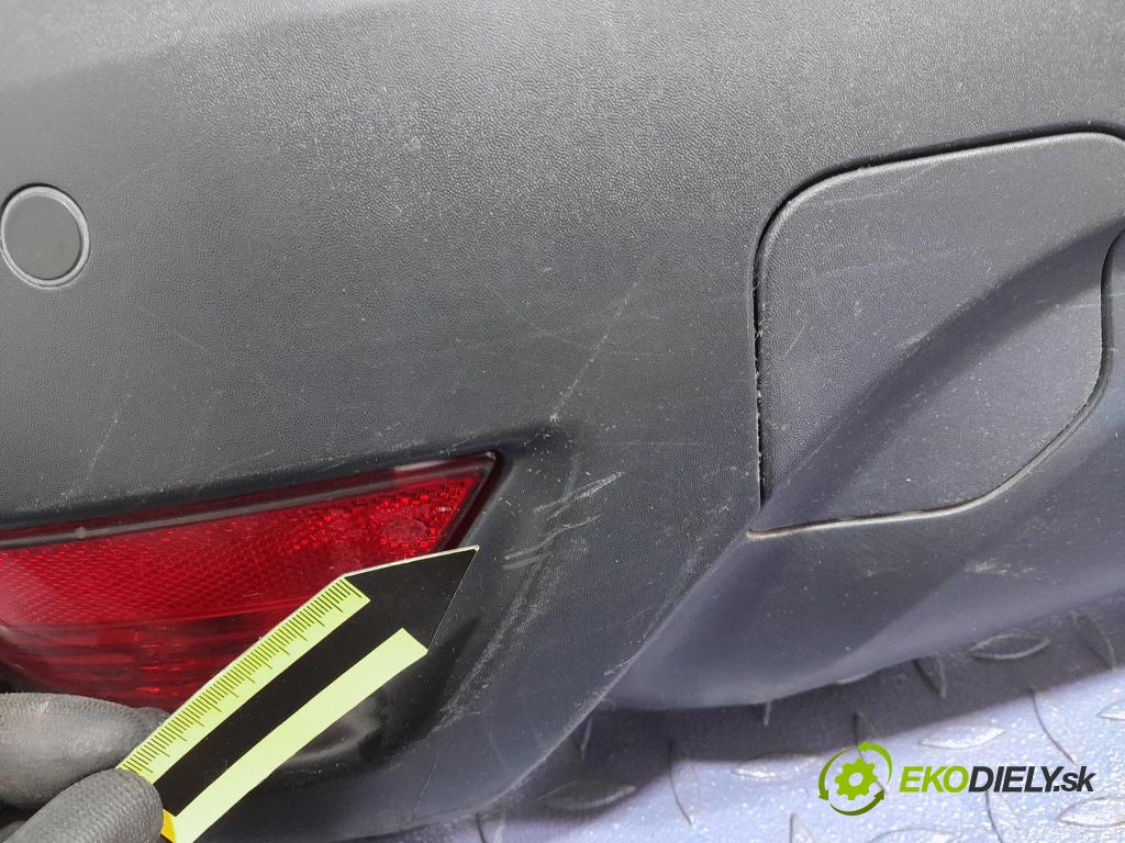Renault Captur 2013 nárazník Zad:
