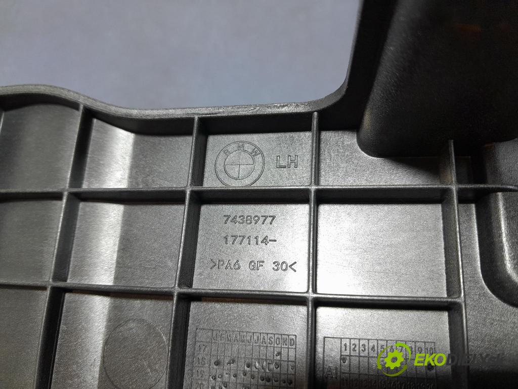 Bmw X7 2021 kryt Plast: Interiéry: 7438977
