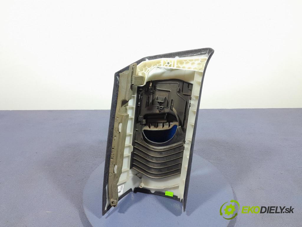 Bmw X7 2021 kryt Plast: Interiéry: 5A0DA46