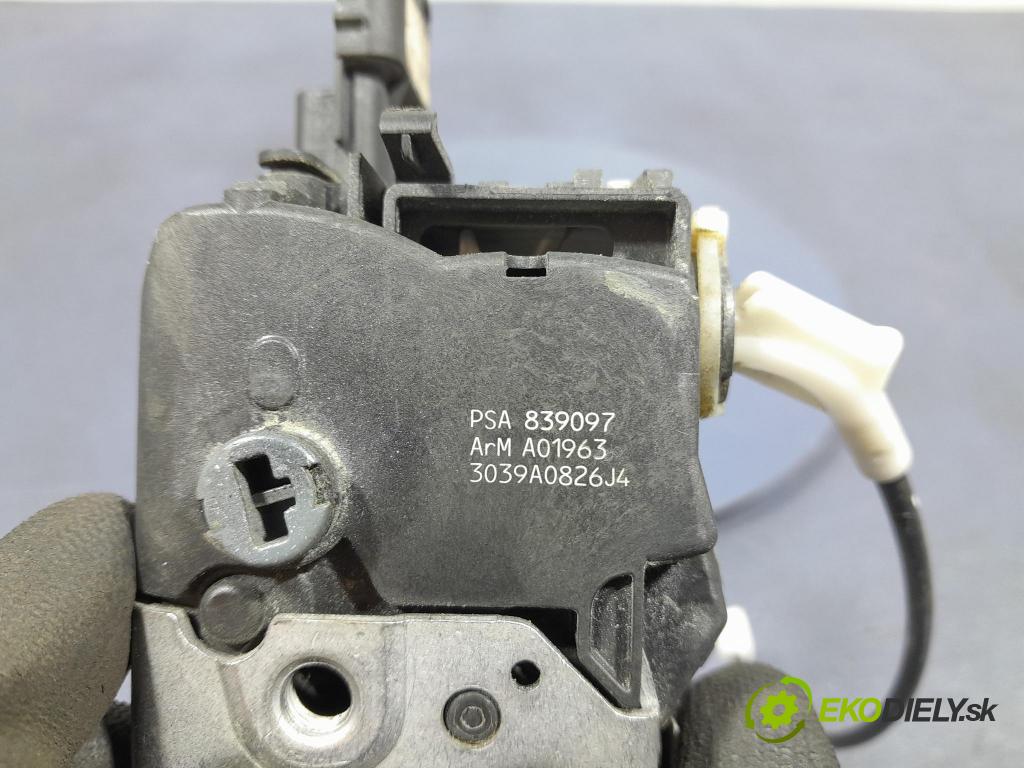 Peugeot 308 2009 zámok dvere Predné Vľavo: 839097