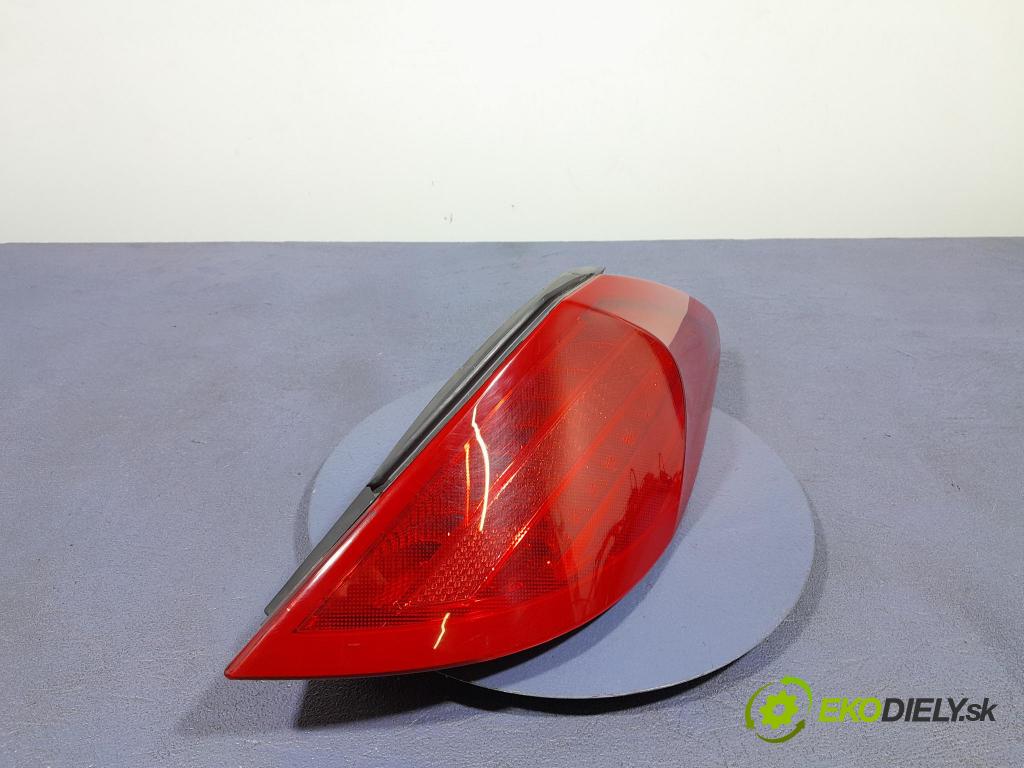 Peugeot 308 2009 svetlo / reflektor zad Prava: Vonkajsia: