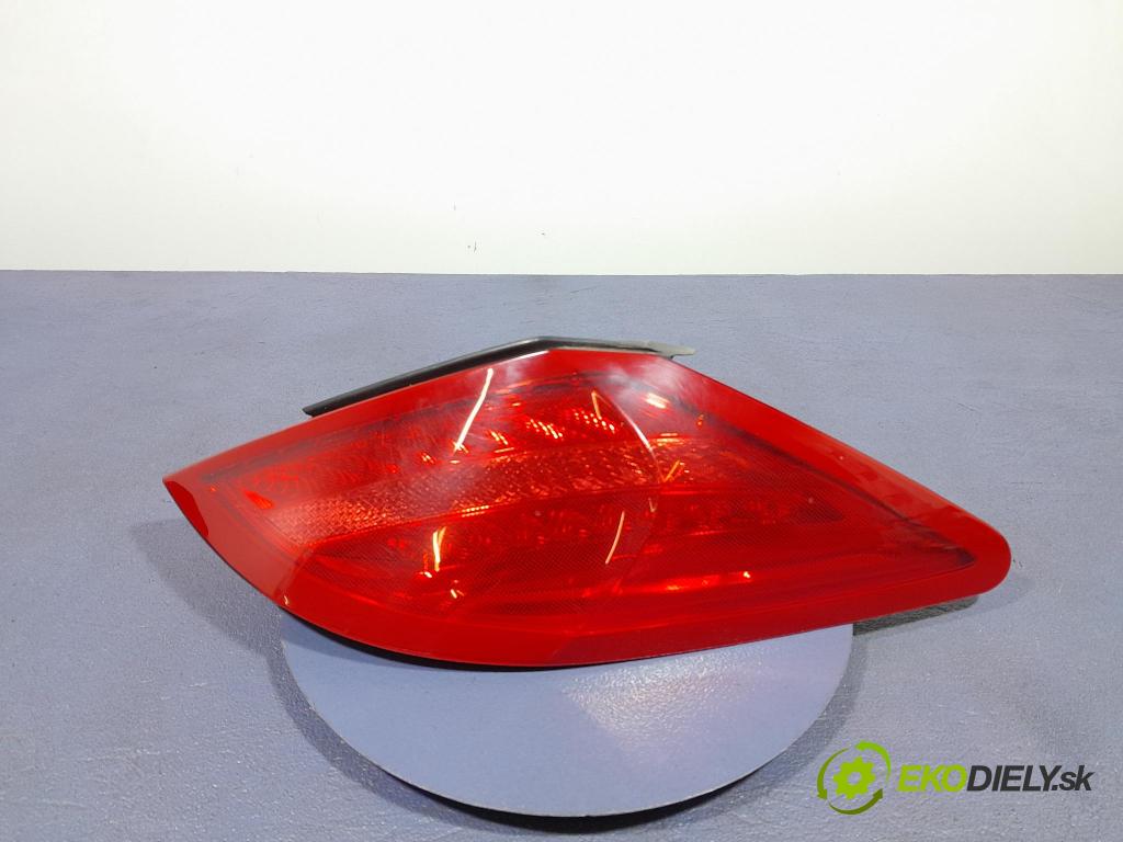 Peugeot 308 2009 svetlo / reflektor zad Prava: Vonkajsia: