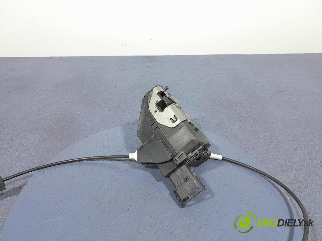 Peugeot 308 2009 zámok dvere Predné v pravo: 839091