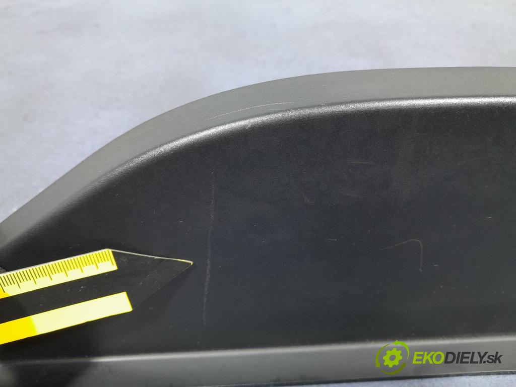 Bmw X7 2021 kryt Plast: Interiéry: 7454039