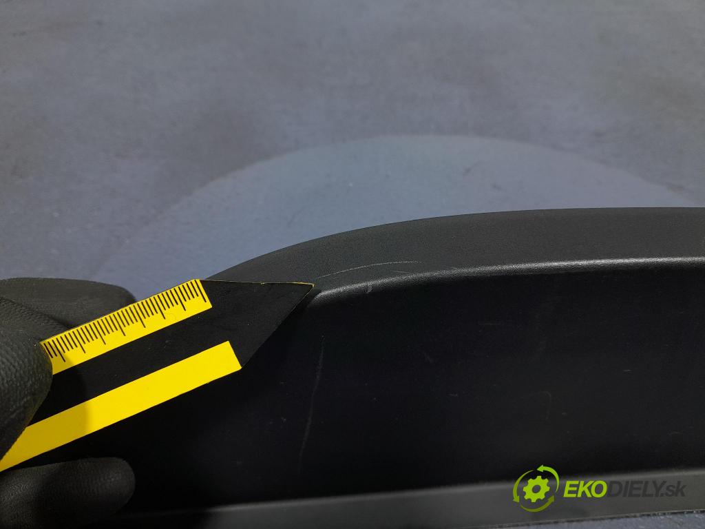 Bmw X7 2021 kryt Plast: Interiéry: 7454039