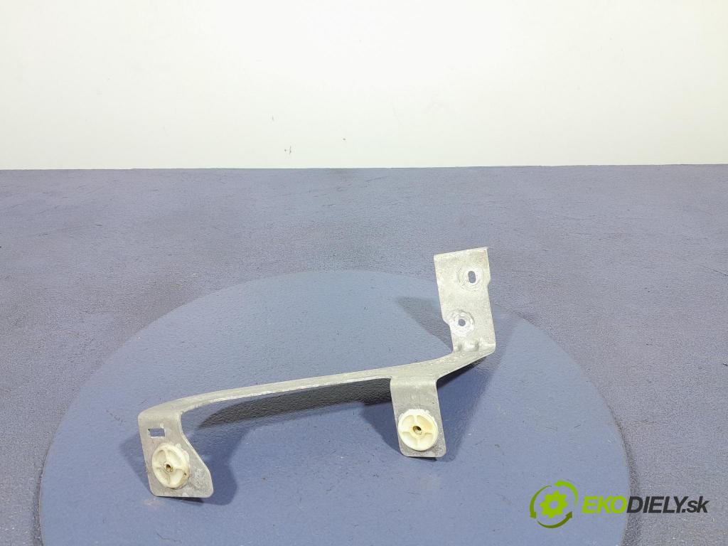 Bmw X7 2021 kryt Plast: podvozek: 7428099