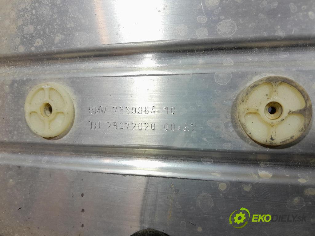 Bmw X7 2021 kryt Plast: podvozek: 7339964