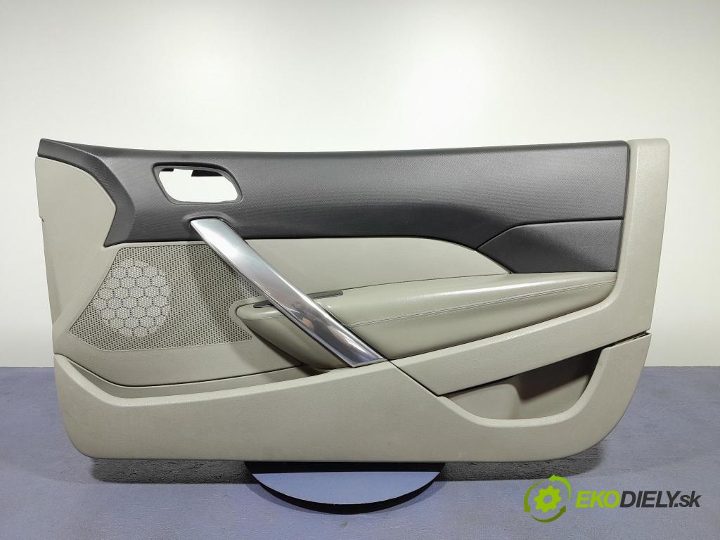 Peugeot 308 2009 Čalounictví: dvere Predné Prava: