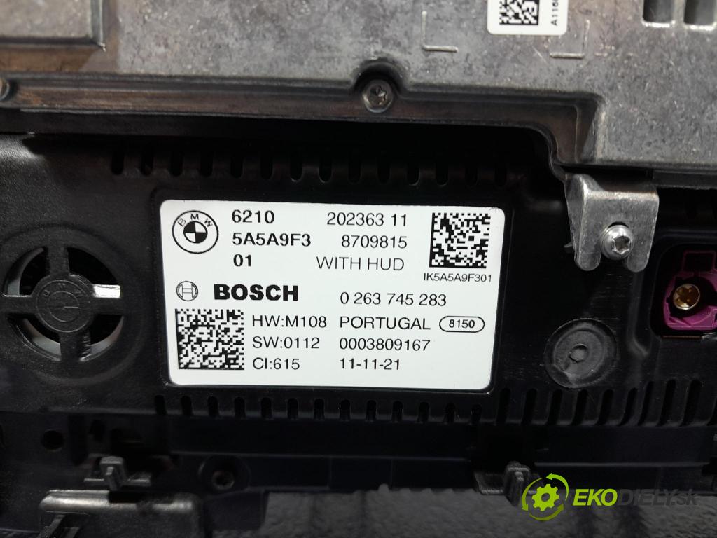 Bmw X7 2021 Přístrojová deska 5A5A9F3