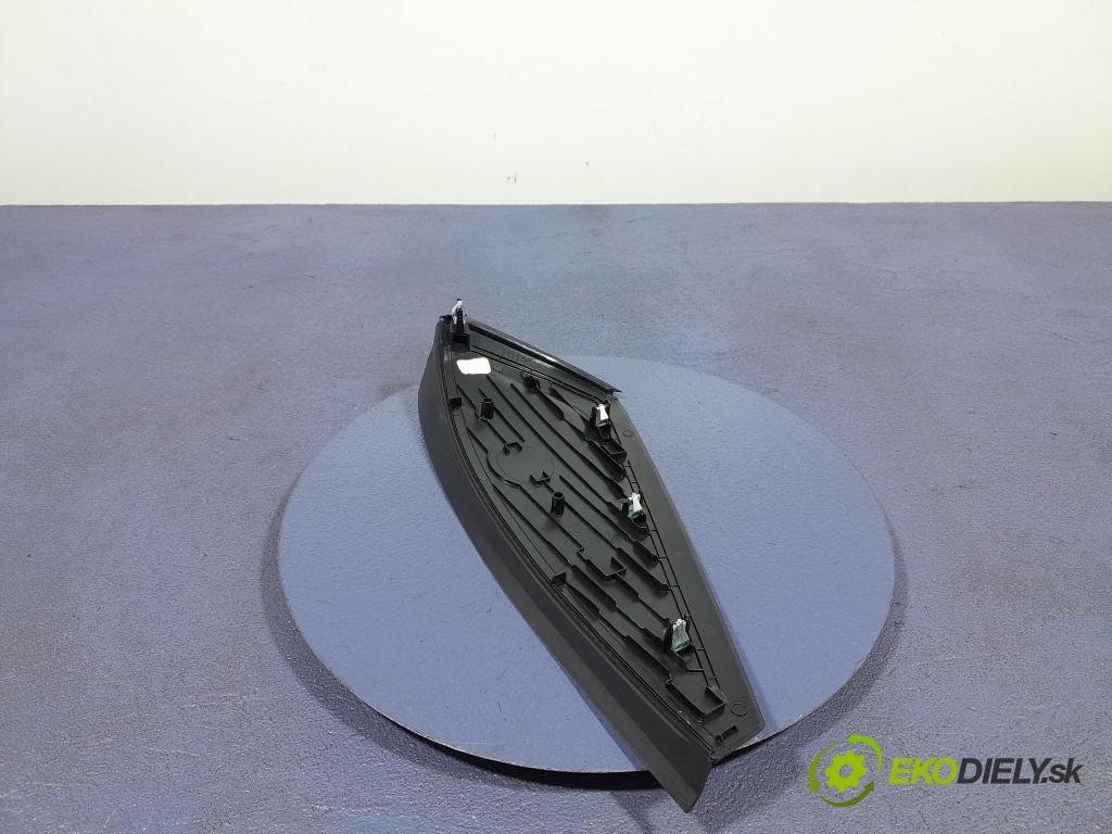 Bmw X7 2021 kryt Plast: Interiéry: 9399396