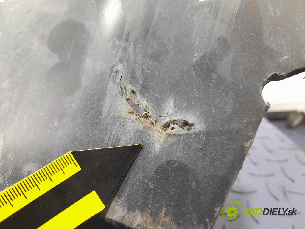 Bmw X7 2021 blatník: Plastický před 7424914