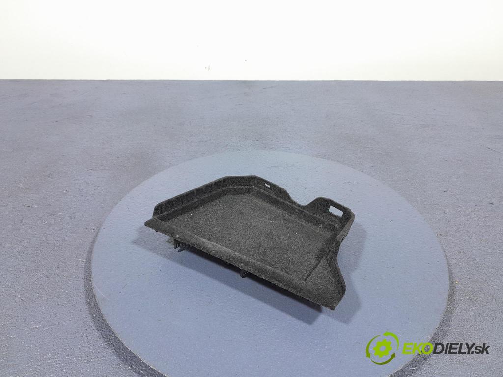 Bmw X7 2021 kryt Plast: Interiéry: 9868441