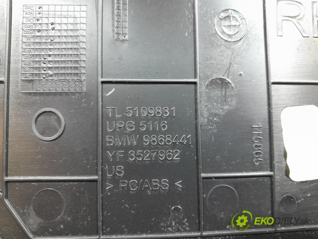 Bmw X7 2021 kryt Plast: Interiéry: 9868441