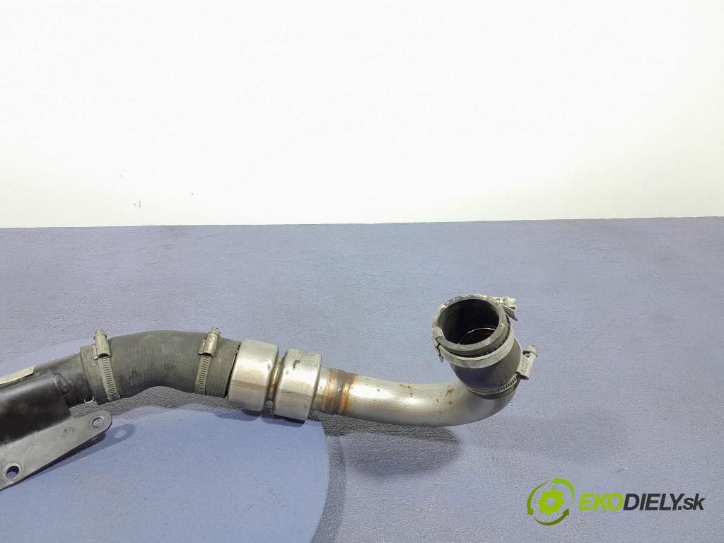 Volvo V40 2014 rúrka Vzduch: