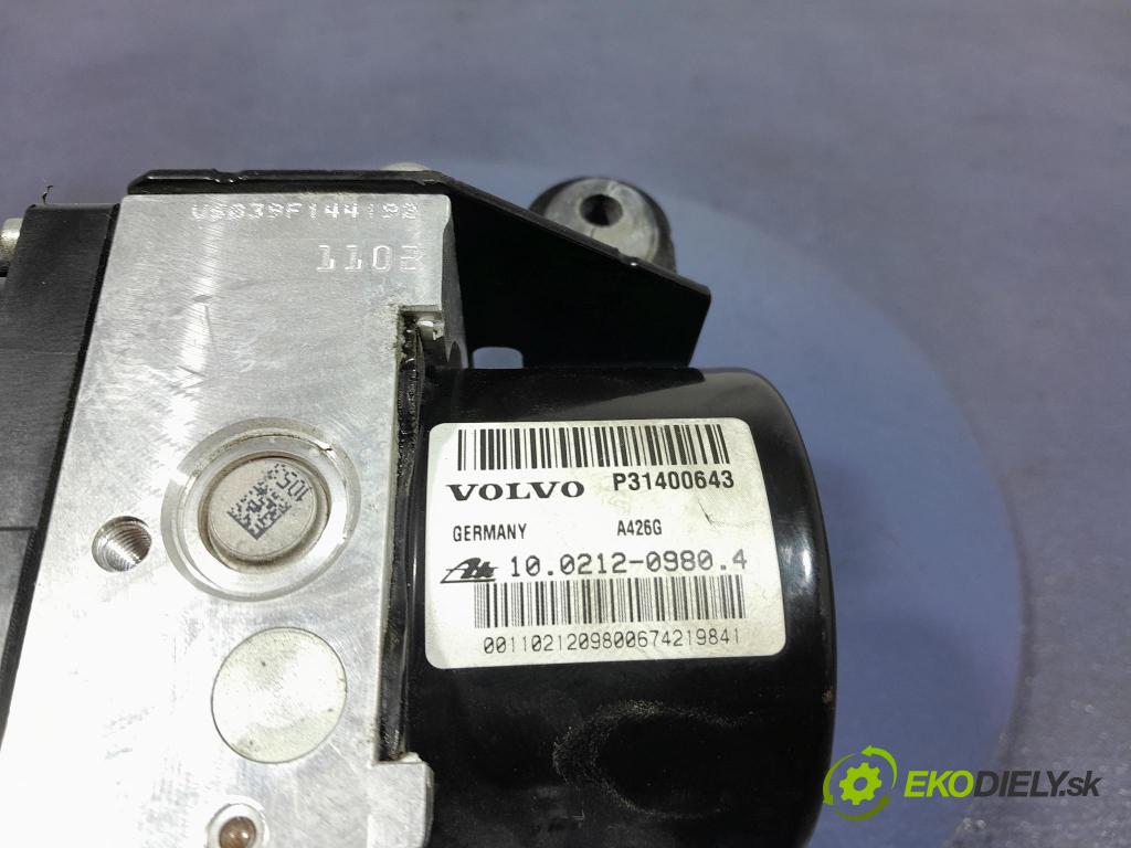 Volvo V40 2014 čerpadlo ABS x P31400643