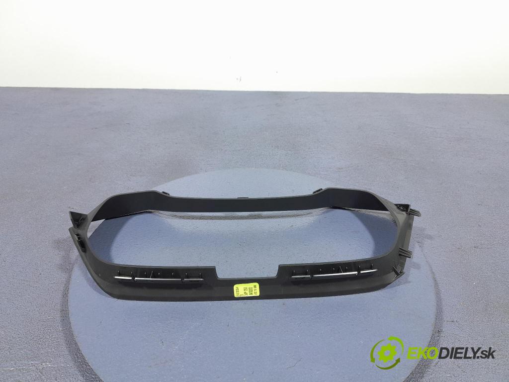 Bmw X7 2021 kryt Plast: Interiéry: 6818849