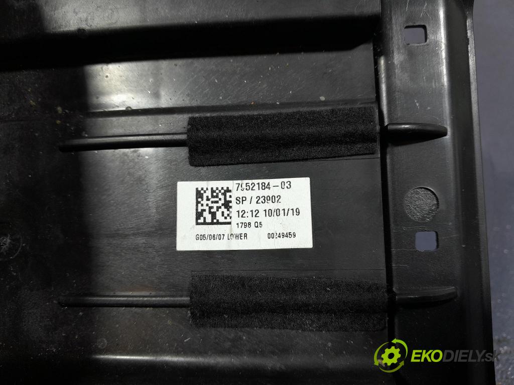 Bmw X7 2021 kryt Plast: Interiéry: 7952184