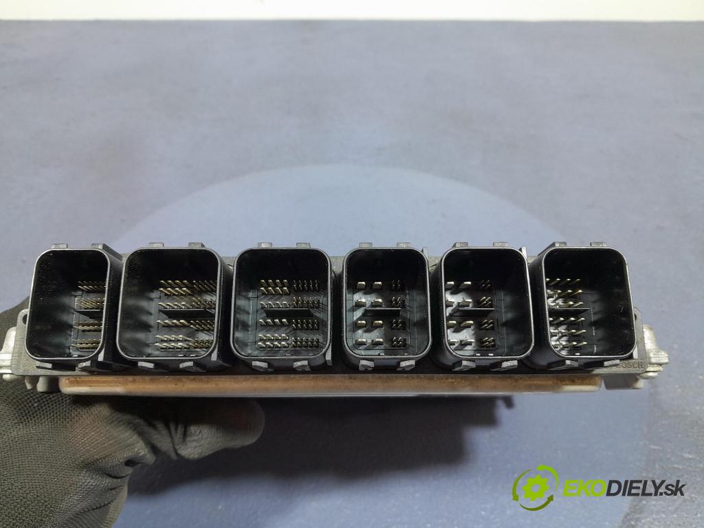 Bmw X7 2021 riadiaca jednotka Motor: 5A16635