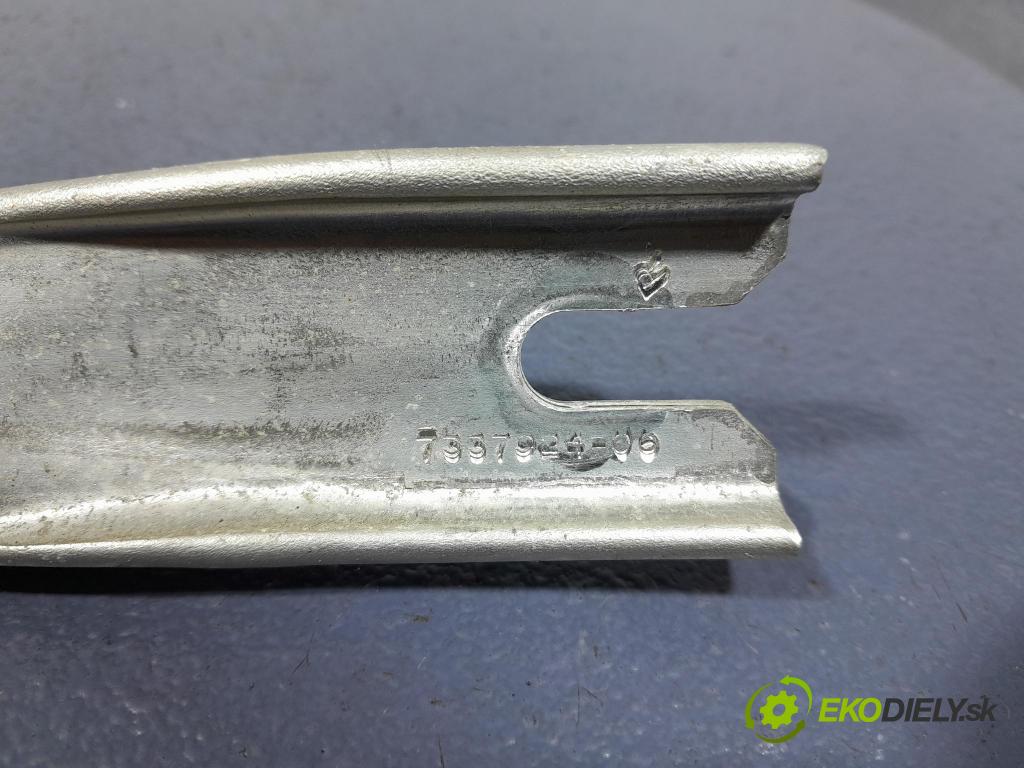 Bmw X7 2021 výstuha Predné: / pas predný 7337924