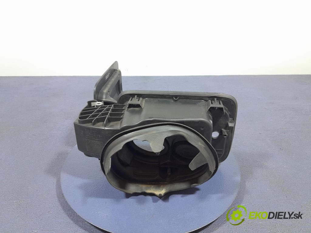 Bmw X7 2021 Klapka Infuze Paliva: 7440020