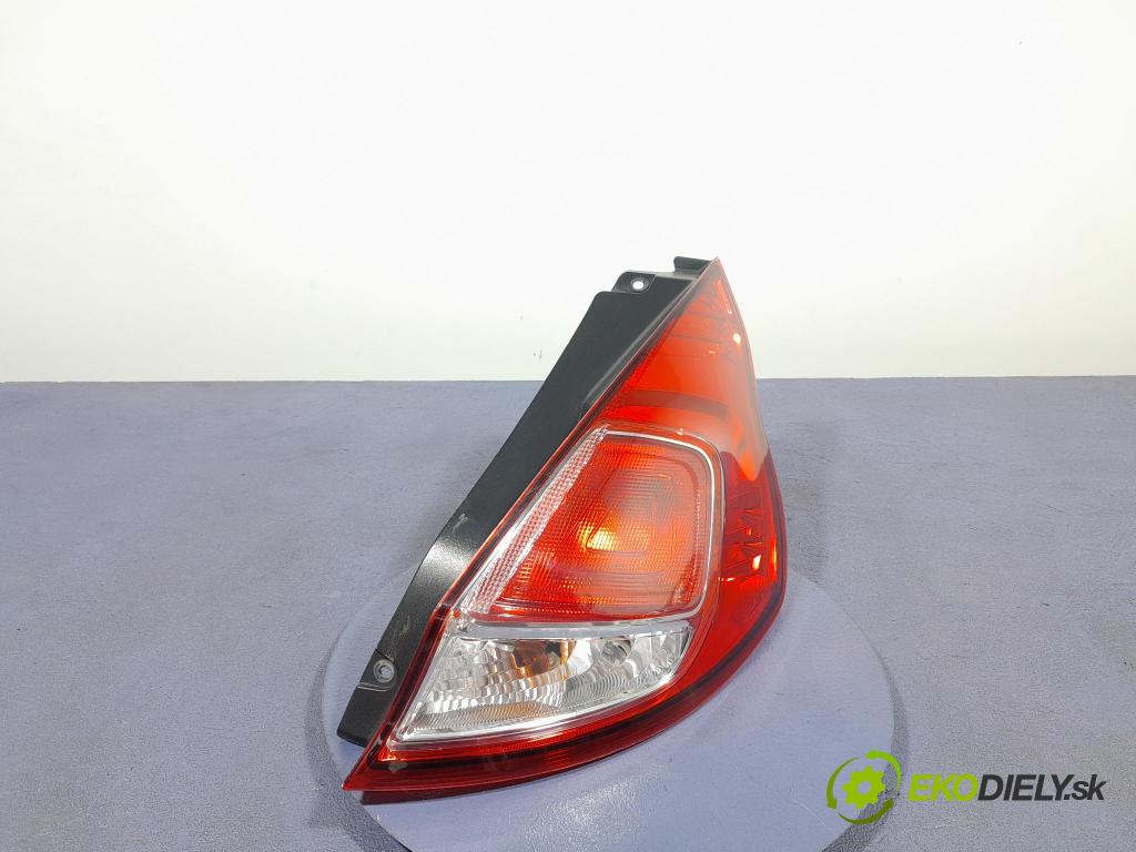 Ford Fiesta 2016 svetlo / reflektor zad Prava: Vonkajsia: C1BB-13404-A