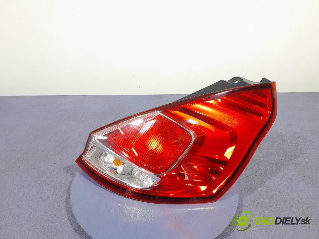Ford Fiesta 2016 svetlo / reflektor zad Prava: Vonkajsia: C1BB-13404-A