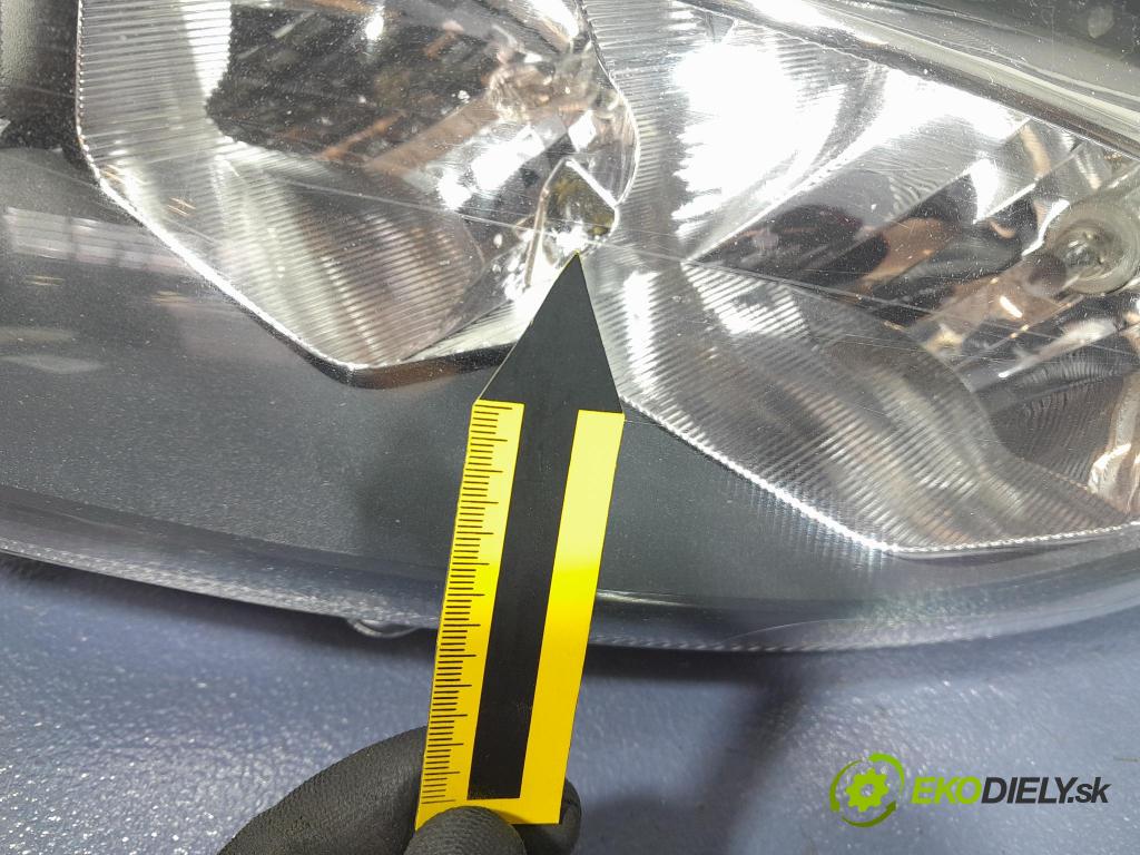 Ford Fiesta 2016 Reflektor: Vľavo: C1BB-13W030-AH
