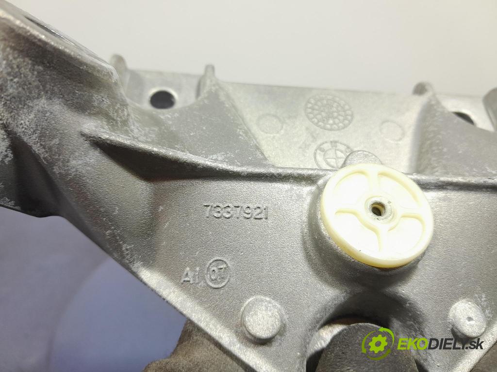 Bmw X7 2021 výstuha Predné: / pas predný 7337921