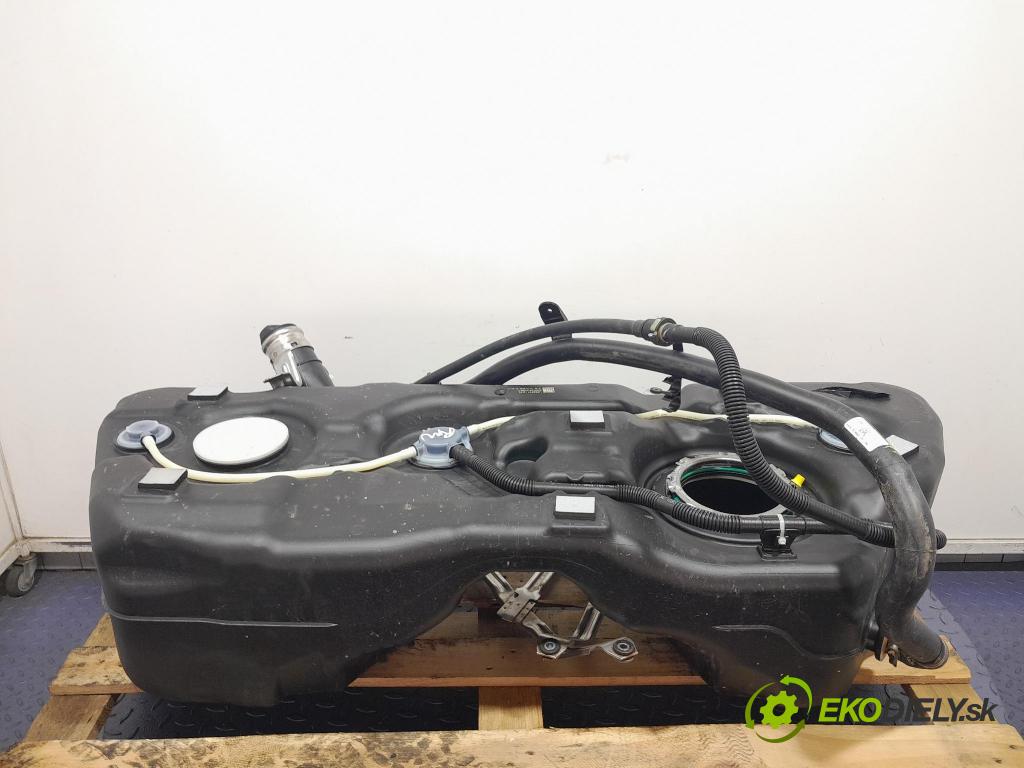 Bmw X7 2021 Nádrž: paliva 16224910