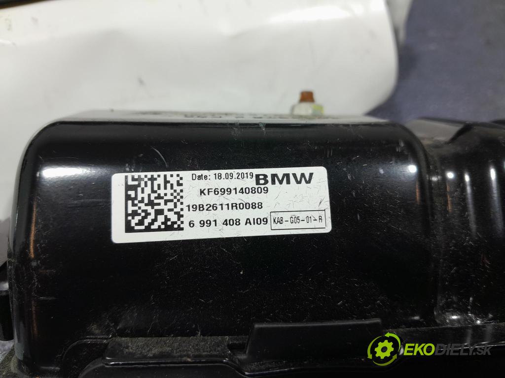 Bmw X7 2021 kokpit,pristrojová doska