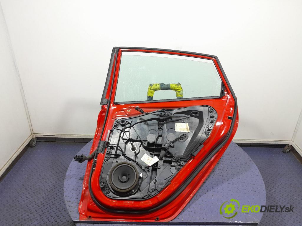 Ford Fiesta 2016 dveře Zad: prave 