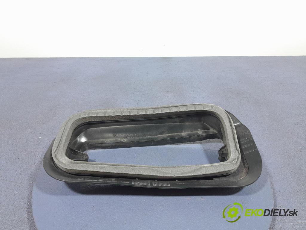Bmw X7 2021 Vstup: Vzduch: 9389366
