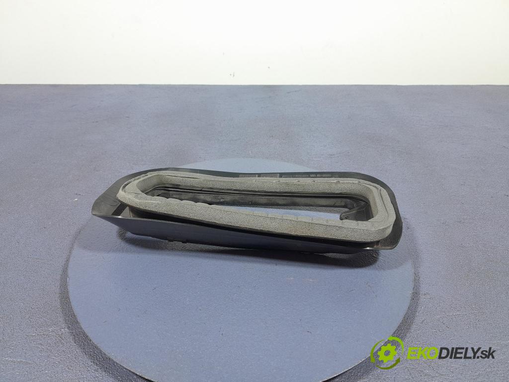 Bmw X7 2021 Vstup: Vzduch: 9389366