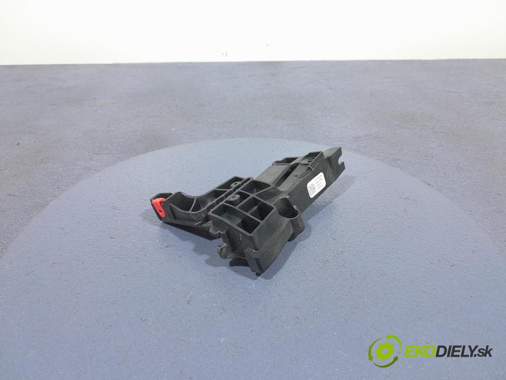 Bmw X7 2021 kryt Plast: Interiéry: 6807238