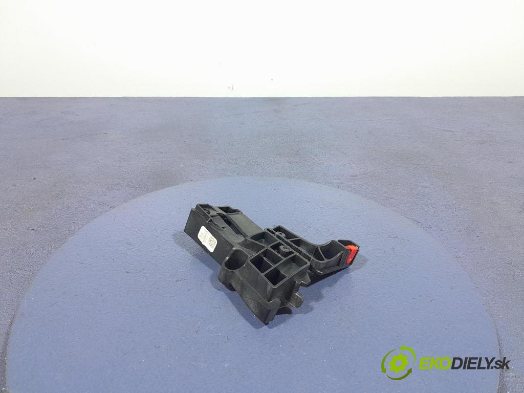 Bmw X7 2021 kryt Plast: Interiéry: 6807237
