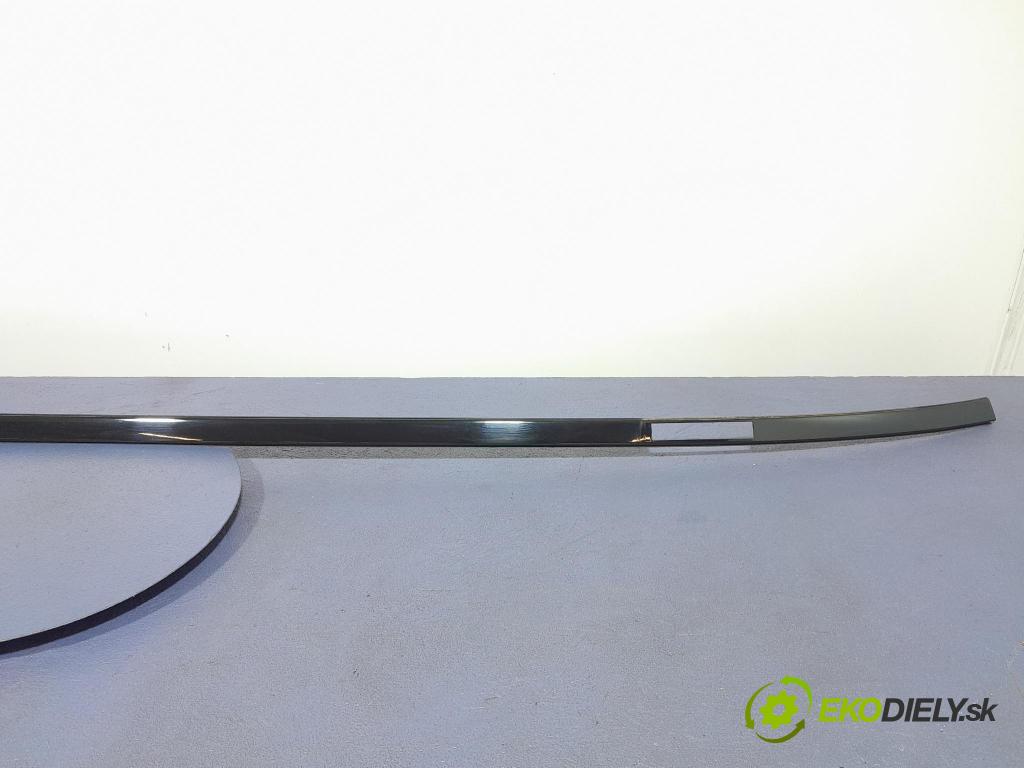 Bmw X7 2021 lišta Dekoratívní: