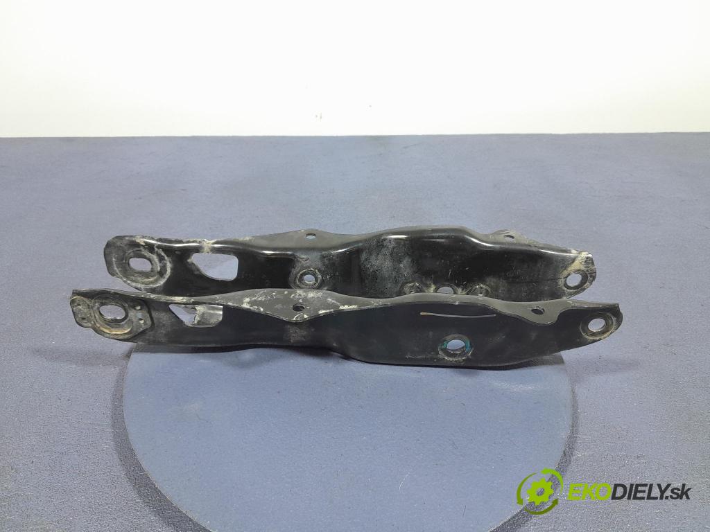 Bmw X7 2021 Zad: v pravo:
