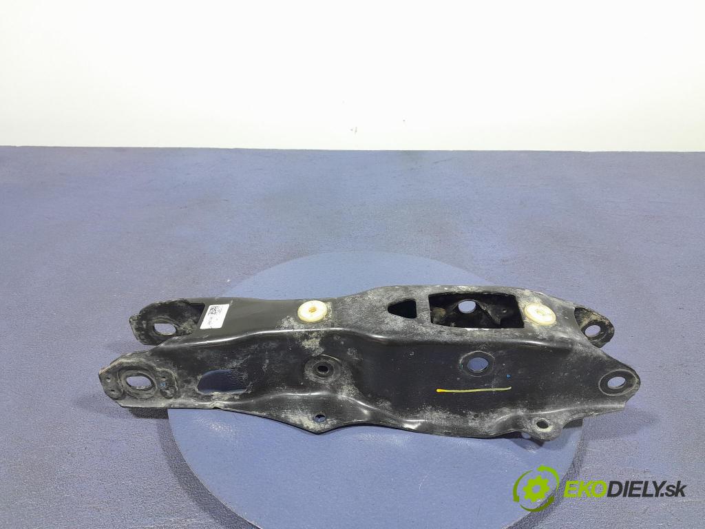 Bmw X7 2021 Zad: v pravo: