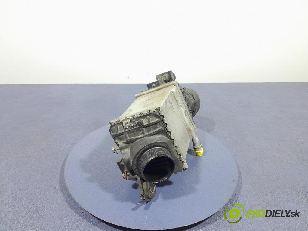 Bmw X7 2021 Chladič Vzduch: 8660688