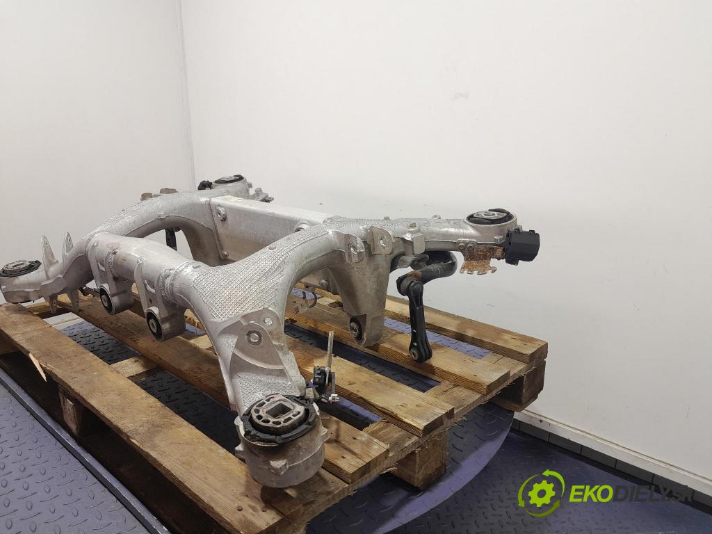 Bmw X7 2021 výstuha Pozastavenia: zad 6894149