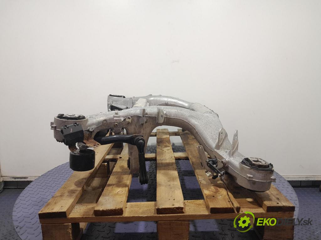 Bmw X7 2021 výstuha Pozastavenia: zad 6894149