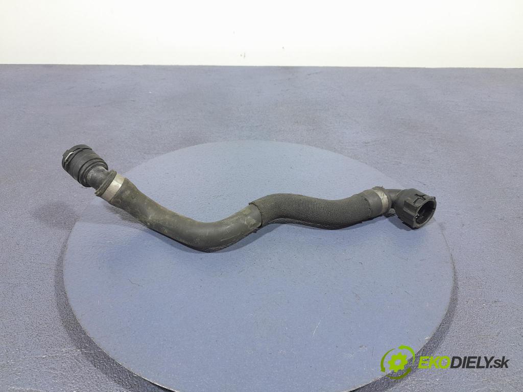 Bmw X7 2021 trubka Chladič: 9894766