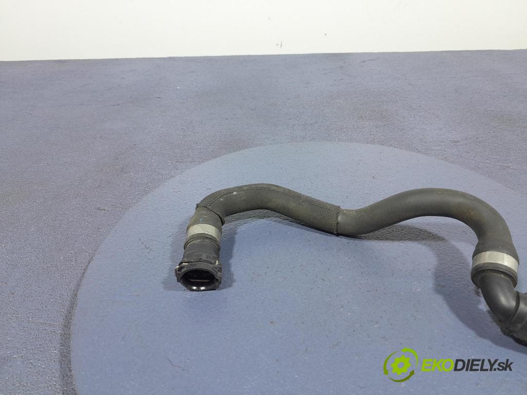 Bmw X7 2021 trubka Chladič: 9894788
