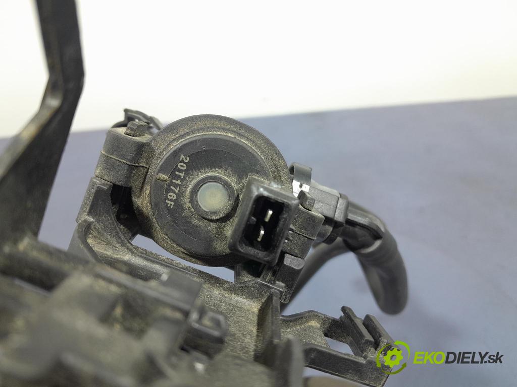 Bmw X7 2021 ventil Vákuum: 7636149
