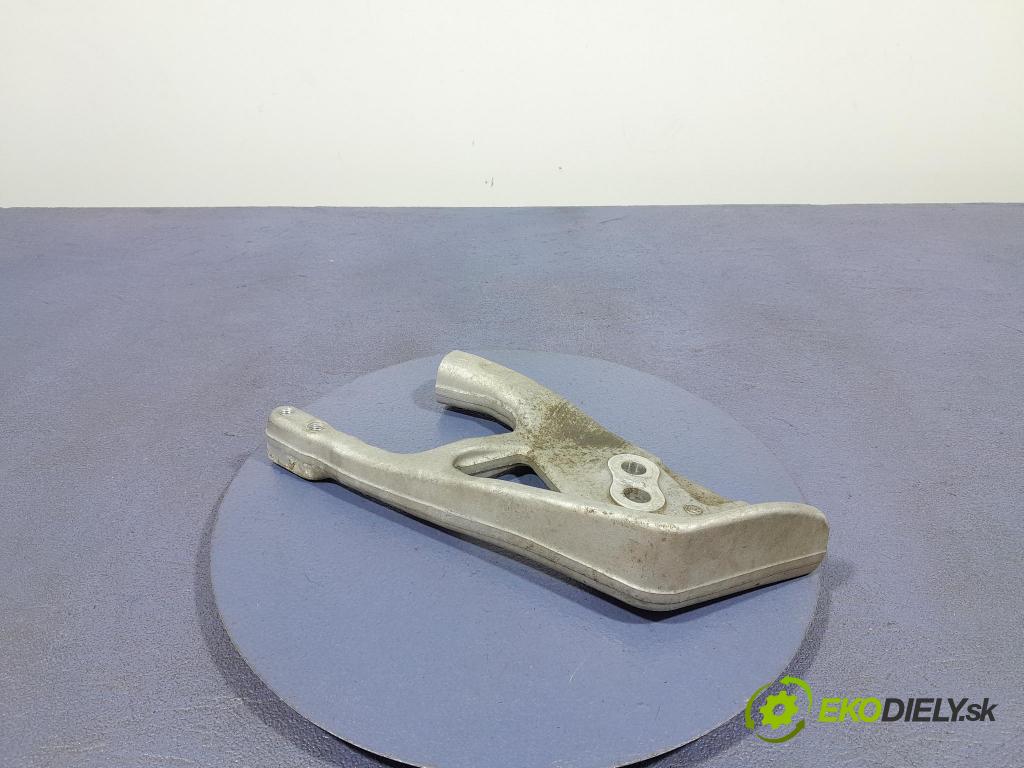 Bmw X7 2021 výztuha Čelní / stěna Přední 6878753