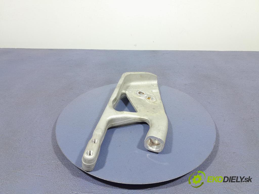 Bmw X7 2021 výztuha Čelní / stěna Přední 6878754