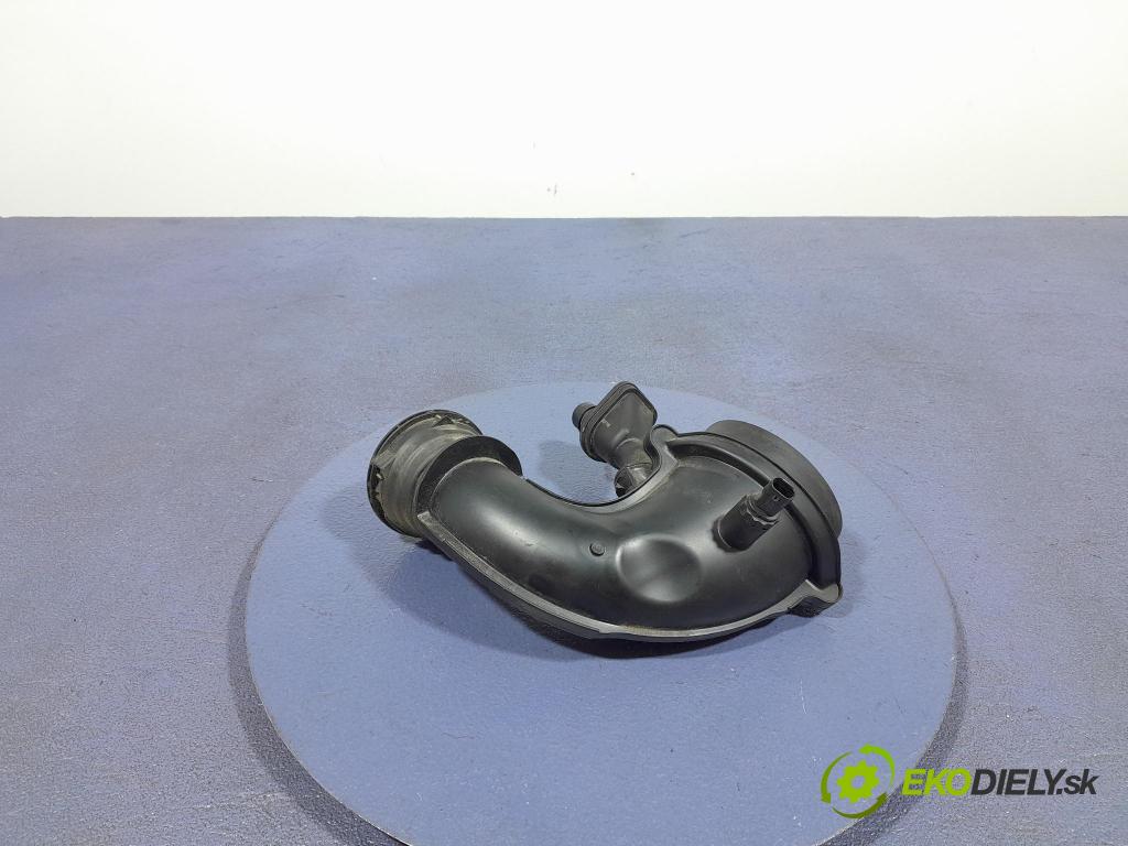 Bmw X7 2021 trubka Vzduch: 8689759