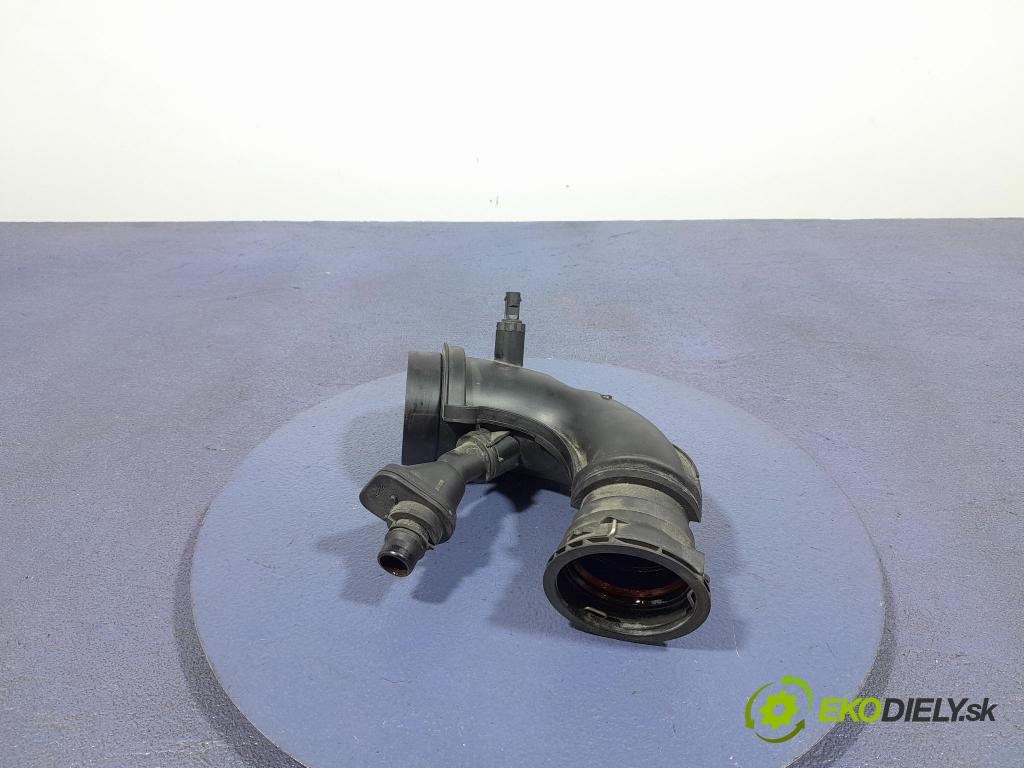 Bmw X7 2021 trubka Vzduch: 8689759