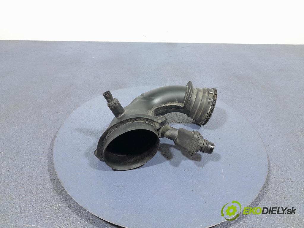 Bmw X7 2021 trubka Vzduch: 8689759