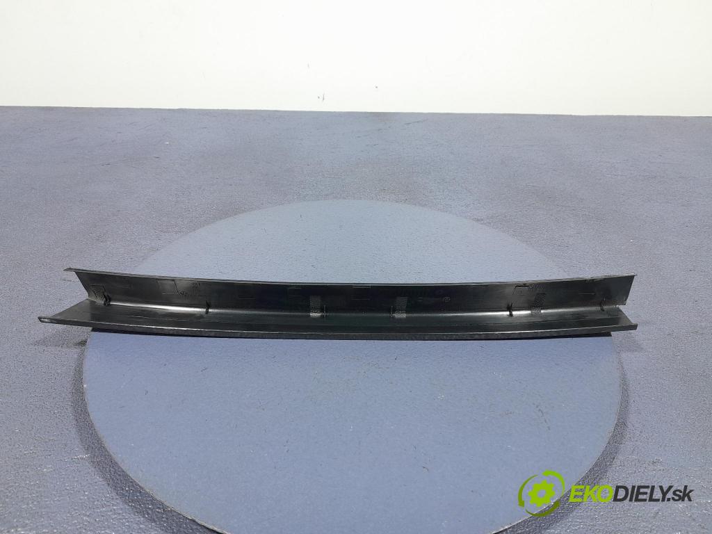 Bmw X7 2021 kryt Plast: Interiéry: 7482519